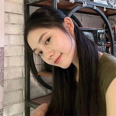铁人的红领巾海报